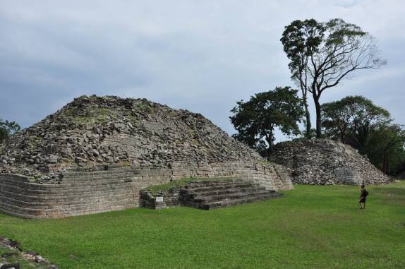 Visitando as ruínas mayas de Lubantun, no sul de Belize
